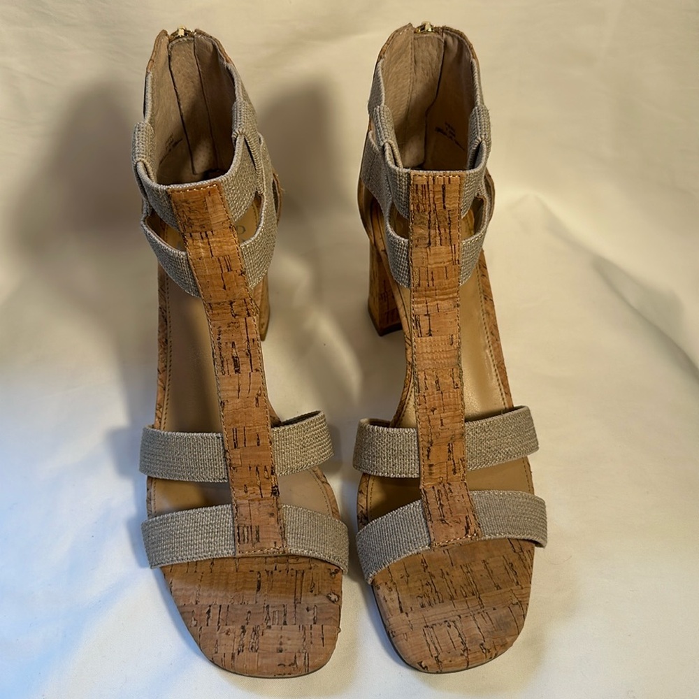 NEW Donald Pliner cork/sand color sandals size 7.5